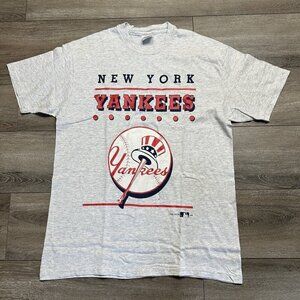 Vintage 90s New York Yankees Team Hanes T-Shirt XL USA 1992 Single Stitch
